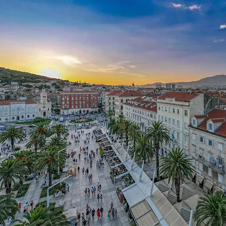 Vista * Split